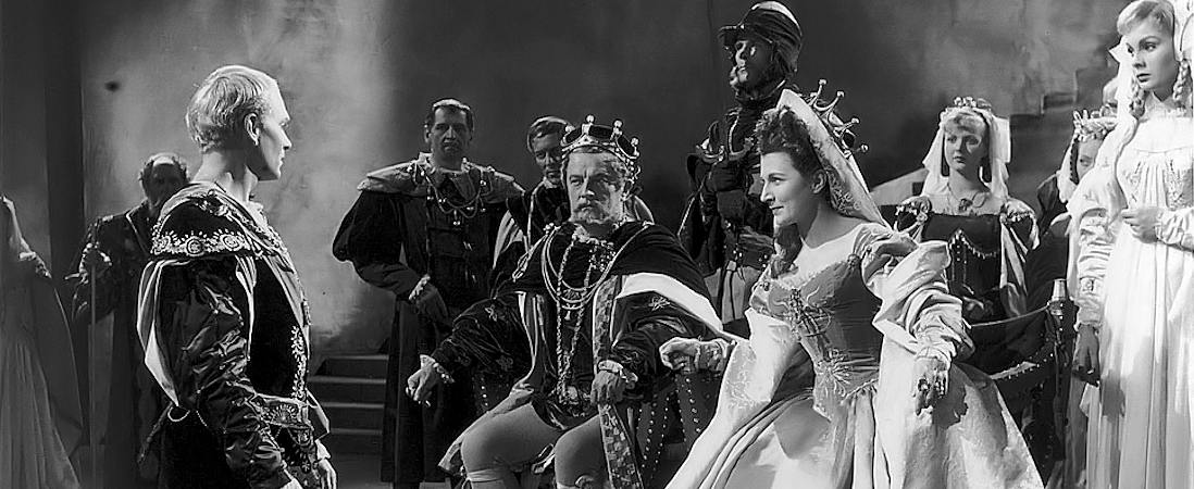 Laurence Olivier, Jean Simmons, Eileen Herlie, Basil Sydney | "Hamlet" (1948) *