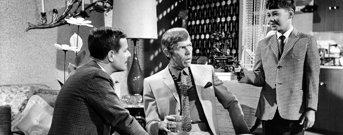 William Daniels, James Colburn, Sheldon Collins | "The President's Analyst" (1967)